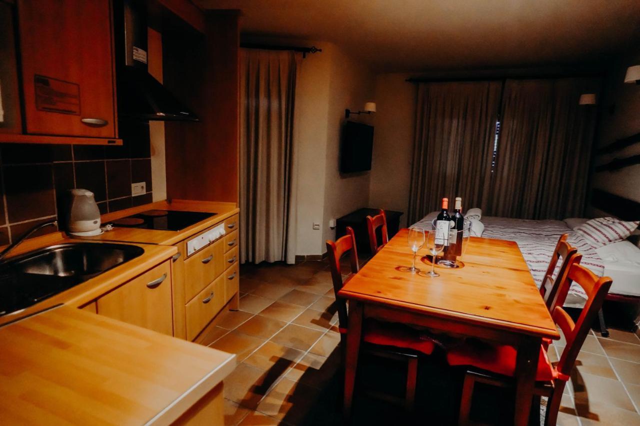 סיירה נבדה Apartamentos Boabdil מראה חיצוני תמונה