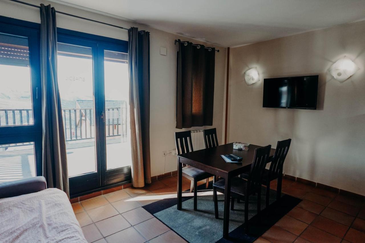 סיירה נבדה Apartamentos Boabdil מראה חיצוני תמונה