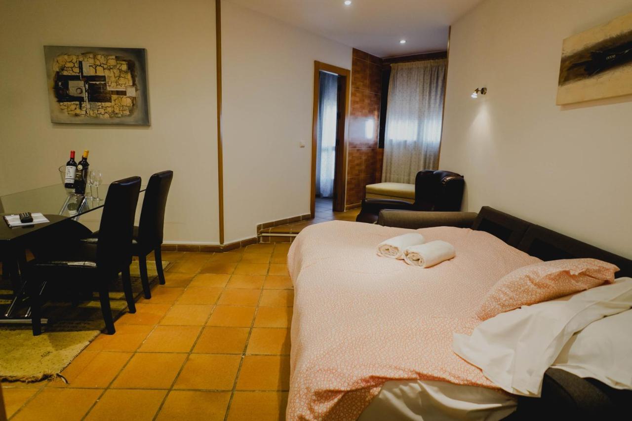 סיירה נבדה Apartamentos Boabdil מראה חיצוני תמונה