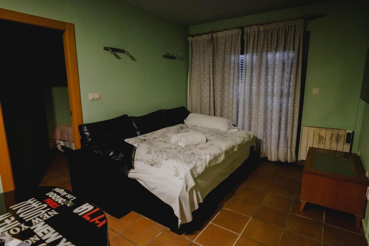 סיירה נבדה Apartamentos Boabdil מראה חיצוני תמונה